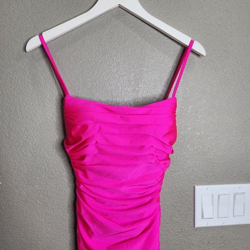 La Femme Hot Pink Ruched Scoop Modest Prom Sheath Dress - Picture 7 of 12